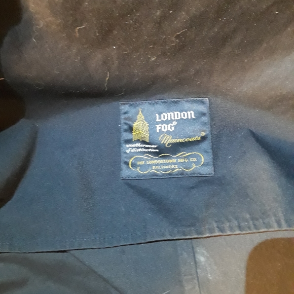 London Fog Trenchcoat - Picture 2 of 4